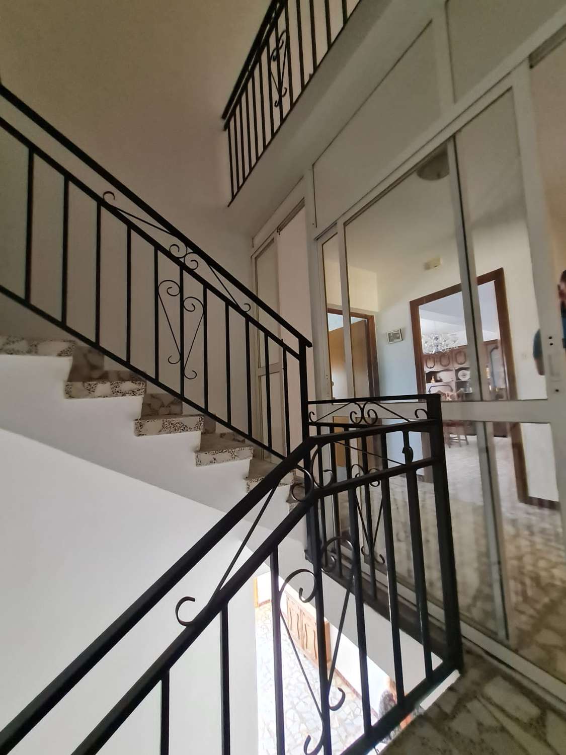 Ruim appartement en winkel in Vélez-Blanco