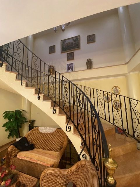 Luxury 5 Bed, 3 Bath  Large home in central Velez-Rubio.