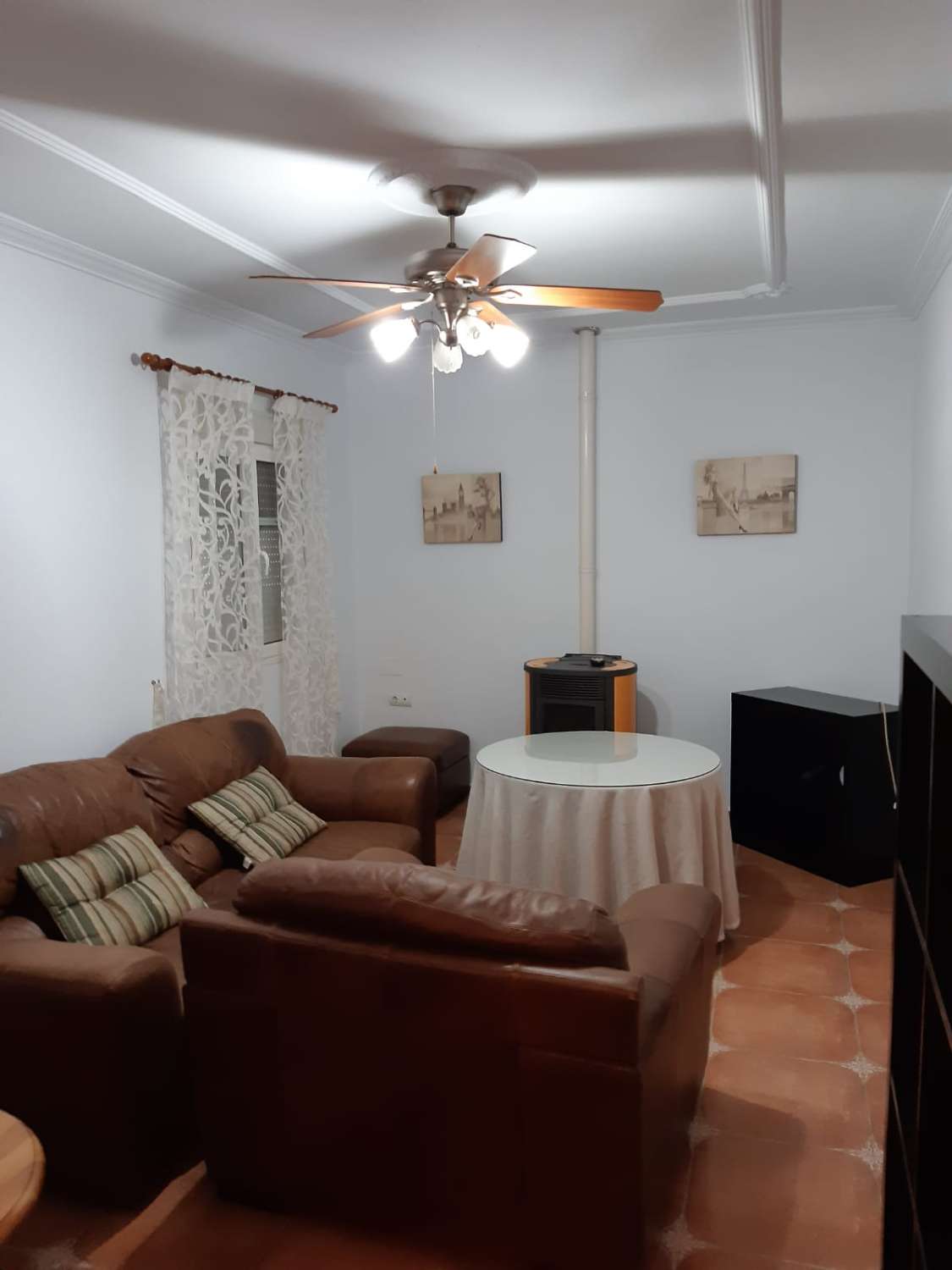 Casa de Pueblo de una Planta de 3 dormitorios y 2 baños en venta en Chirivel