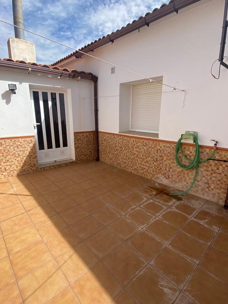 Casa de Pueblo de una Planta de 3 dormitorios y 2 baños en venta en Chirivel