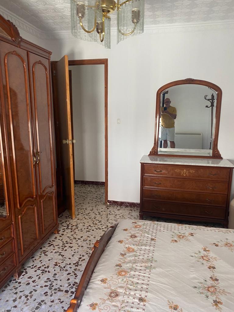 4 Bed, 2 Bath House in central Velez-Rubio