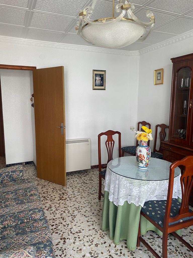 4 Bed, 2 Bath House in central Velez-Rubio