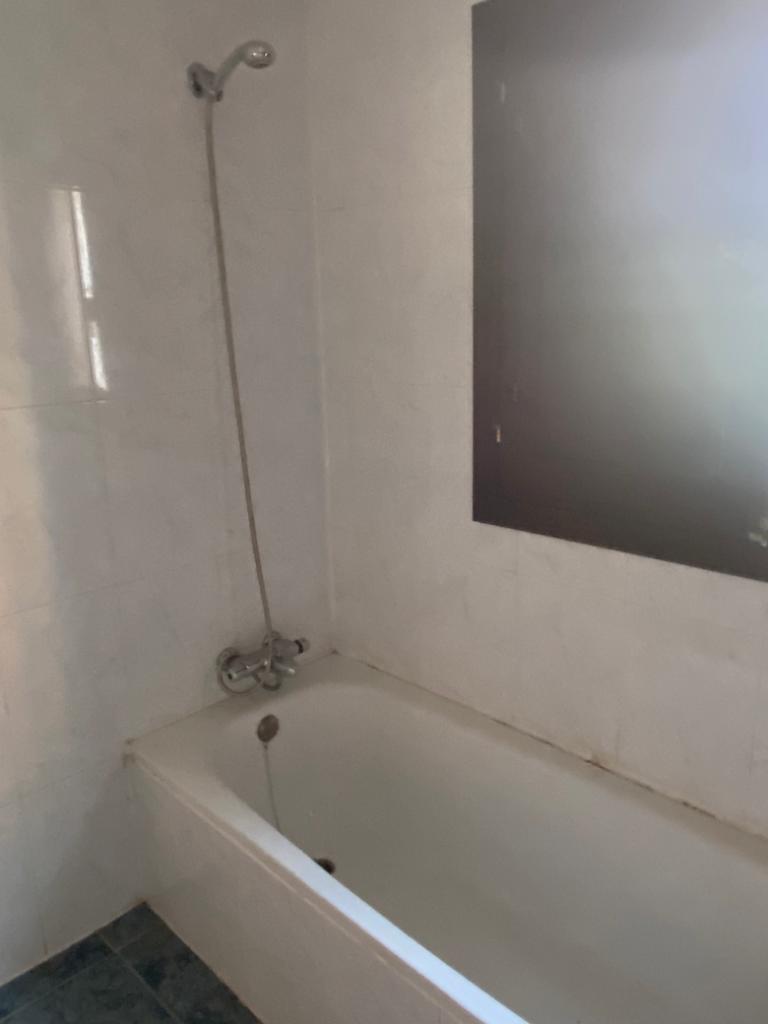 Villa de 4 dormitorios y 4 baños con piscina en Oria