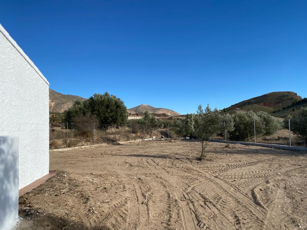 Preciosa casa de 3 dormitorios y 1 baño cerca de El Piar