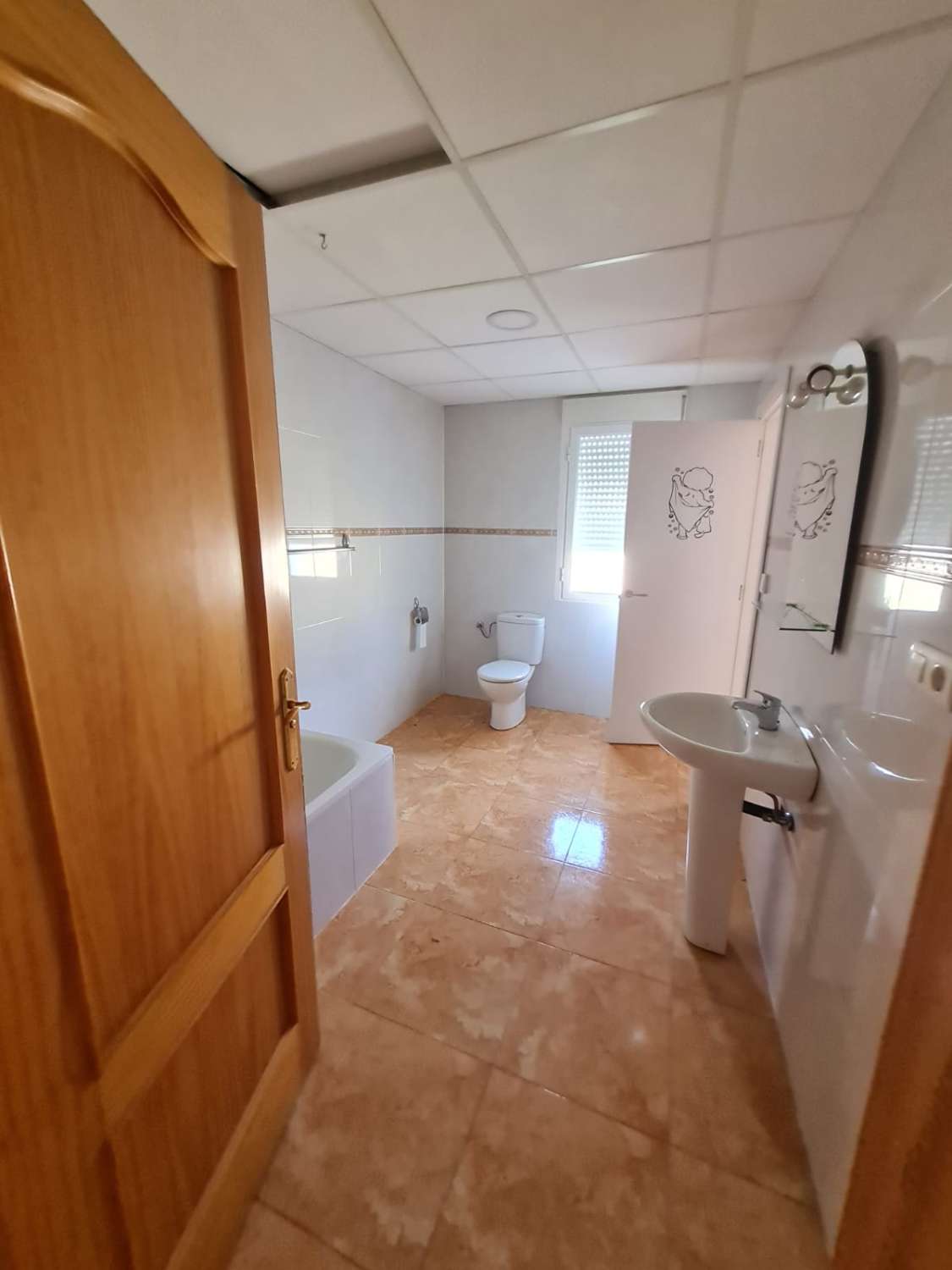 Hermosa villa de 4 dormitorios y 3 baños con piscina en un entorno encantador cerca de Vélez Blanco