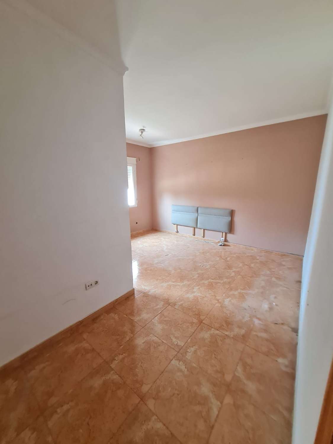 Hermosa villa de 4 dormitorios y 3 baños con piscina en un entorno encantador cerca de Vélez Blanco