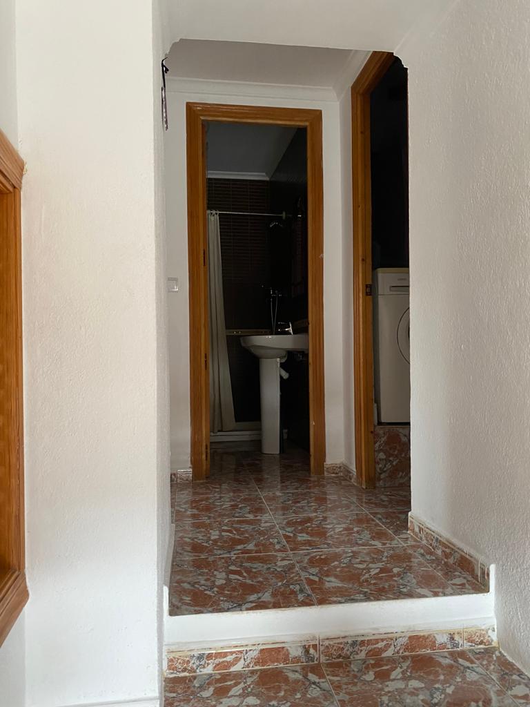 Listo para entrar a vivir en un bungalow renovado de 2 dormitorios en Oria