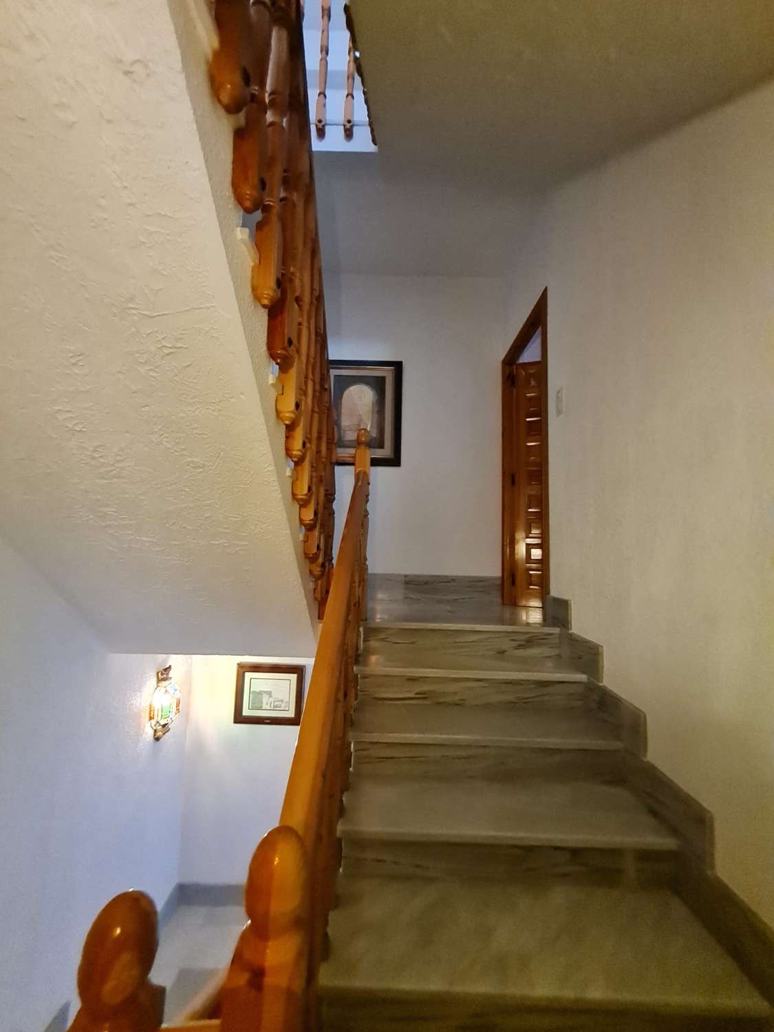 Preciosa casa de 5 dormitorios con amplio garaje en Vélez-Blanco