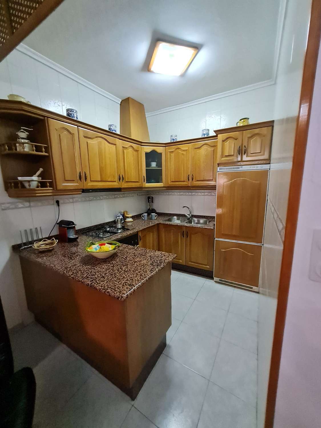 Preciosa casa de 5 dormitorios con amplio garaje en Vélez-Blanco