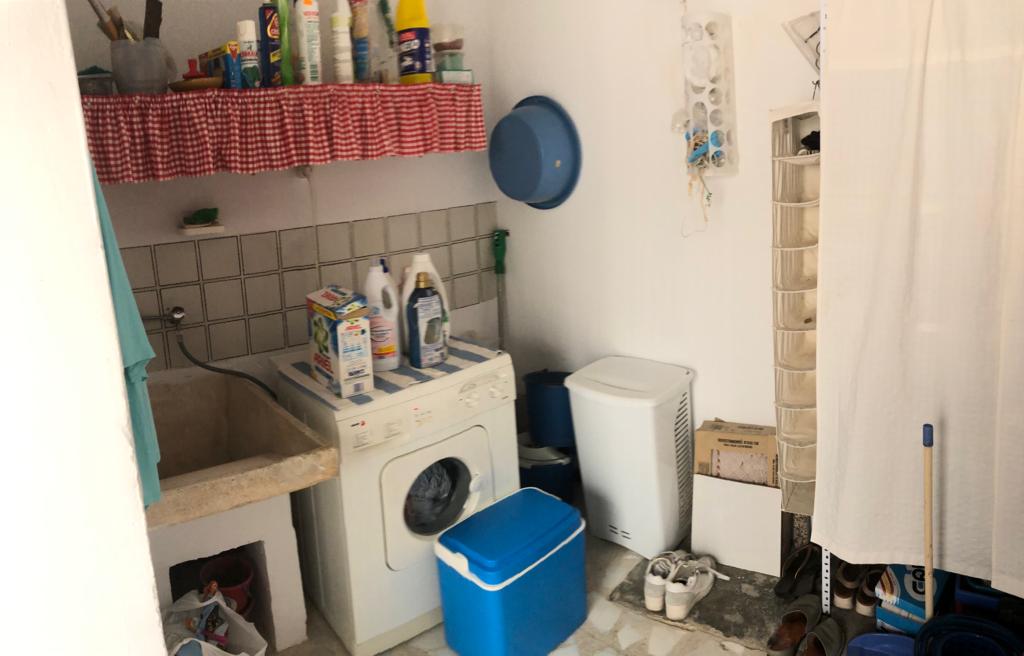 Casa Adosada Amueblada de 5 Dormitorios, 1 Baño, 3 Plantas con Garaje en Vélez- Blanco