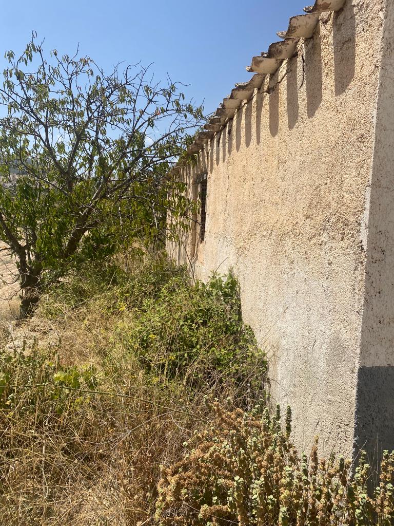 Casa parcialmente renovada de 3 habitaciones y 1 baño en Vélez-Blanco