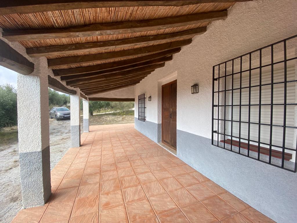 Belle maison de campagne de 3 chambres et 3 salles de bain dans un cadre incroyable à Velez-Blanco