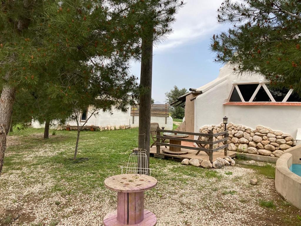 Finca rustica con tres casas y piscina en Zarcilla de ramos