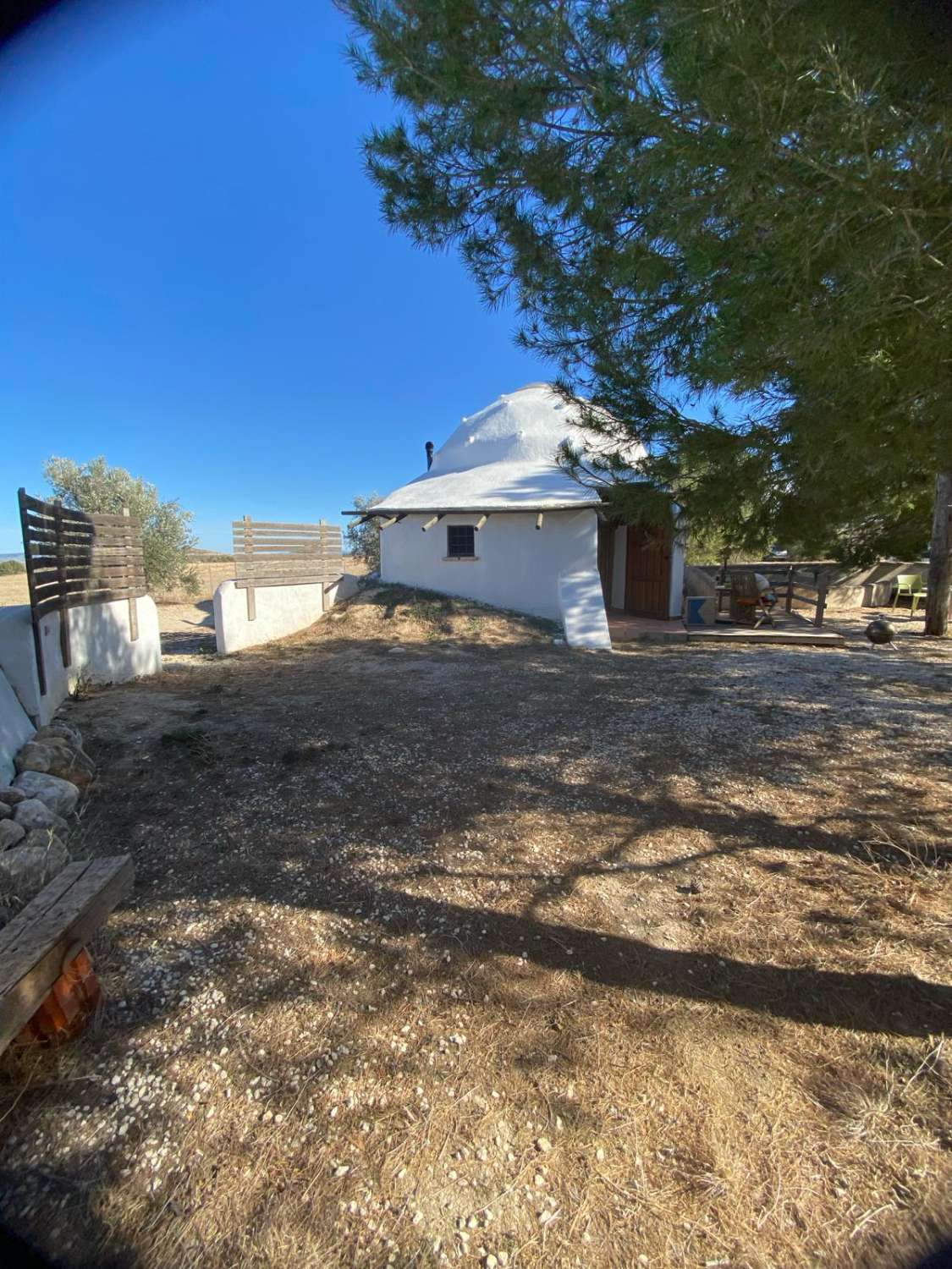 Propriété rustique avec trois maisons et piscine à Zarcilla de Ramos