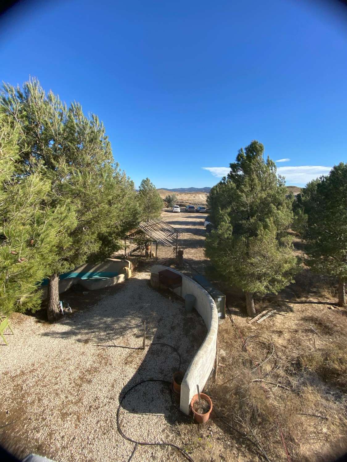 Finca rustica con tres casas y piscina en Zarcilla de ramos