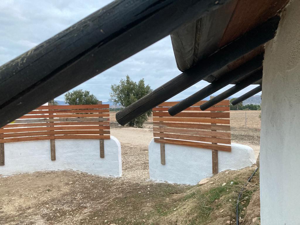 Finca rustica con tres casas y piscina en Zarcilla de ramos