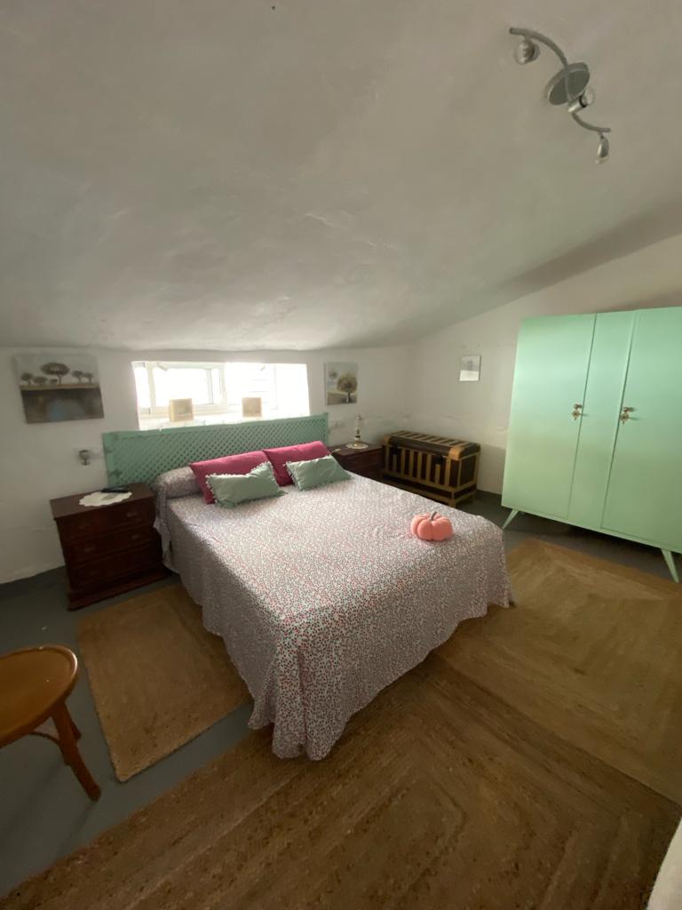 Mooi huis met 3 slaapkamers en 2 badkamers in Velez-Blanco