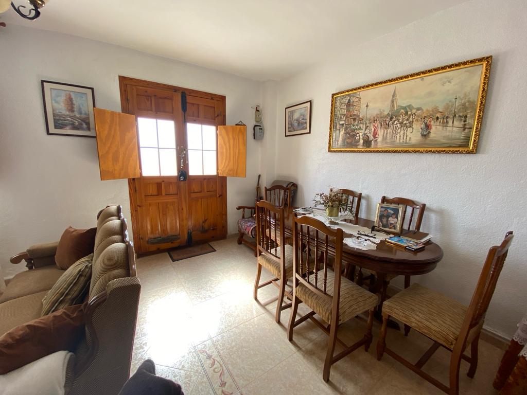 Preciosa Casa de 3 Dormitorios y 2 Baños en Vélez- Blanco