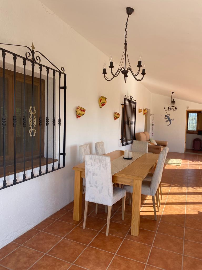 Beautiful three bed/ two bath villa with pool, located in quiet, rural setting close to Oria