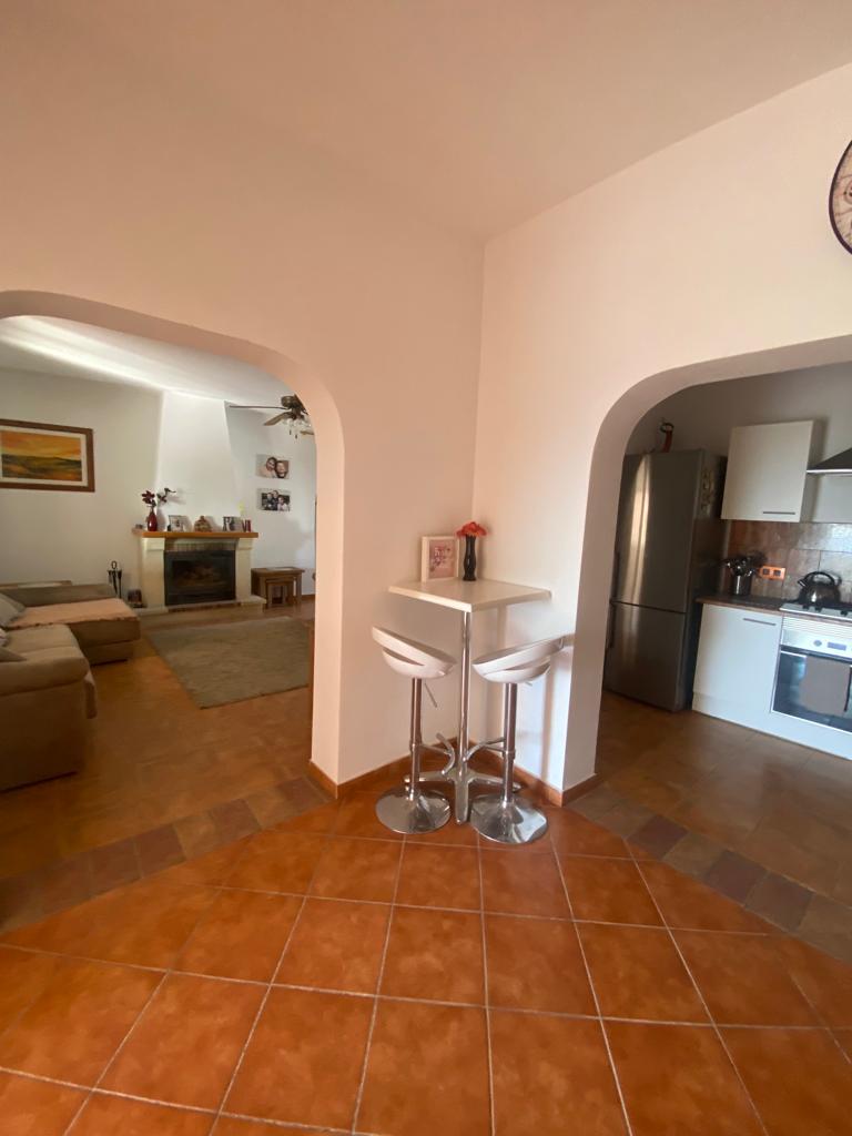 Beautiful three bed/ two bath villa with pool, located in quiet, rural setting close to Oria