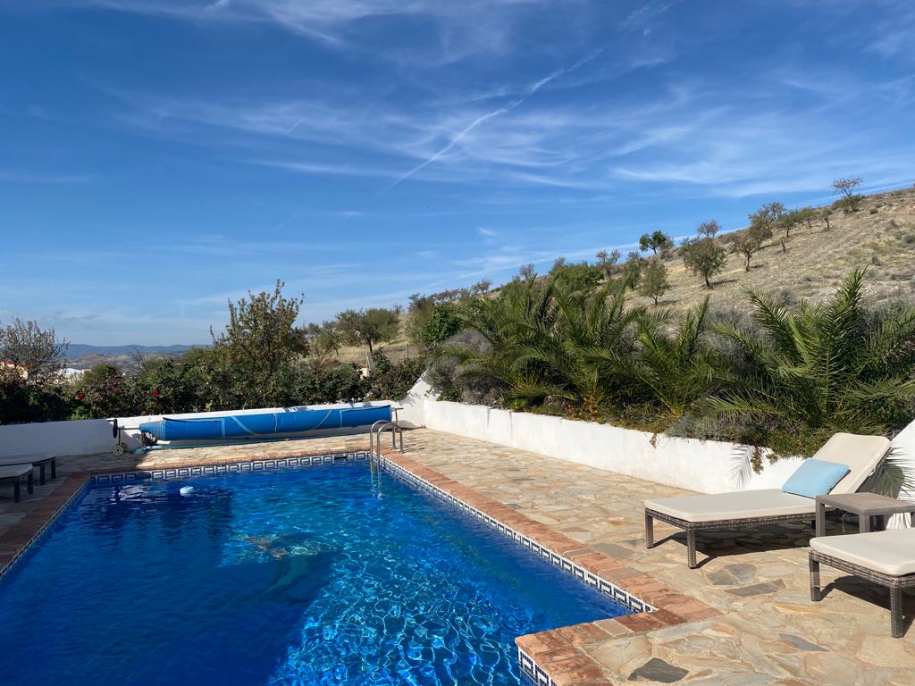 Beautiful three bed/ two bath villa with pool, located in quiet, rural setting close to Oria