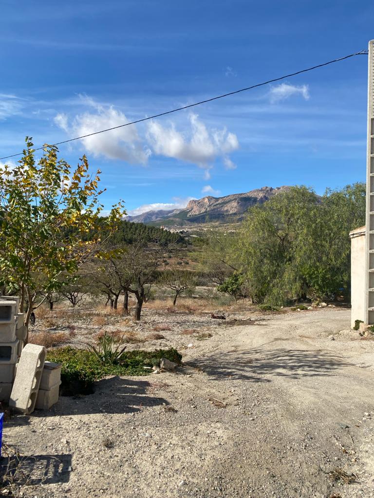 Maison de campagne avec ferme et 4 hectares de terres agricoles à Vélez-Rubio