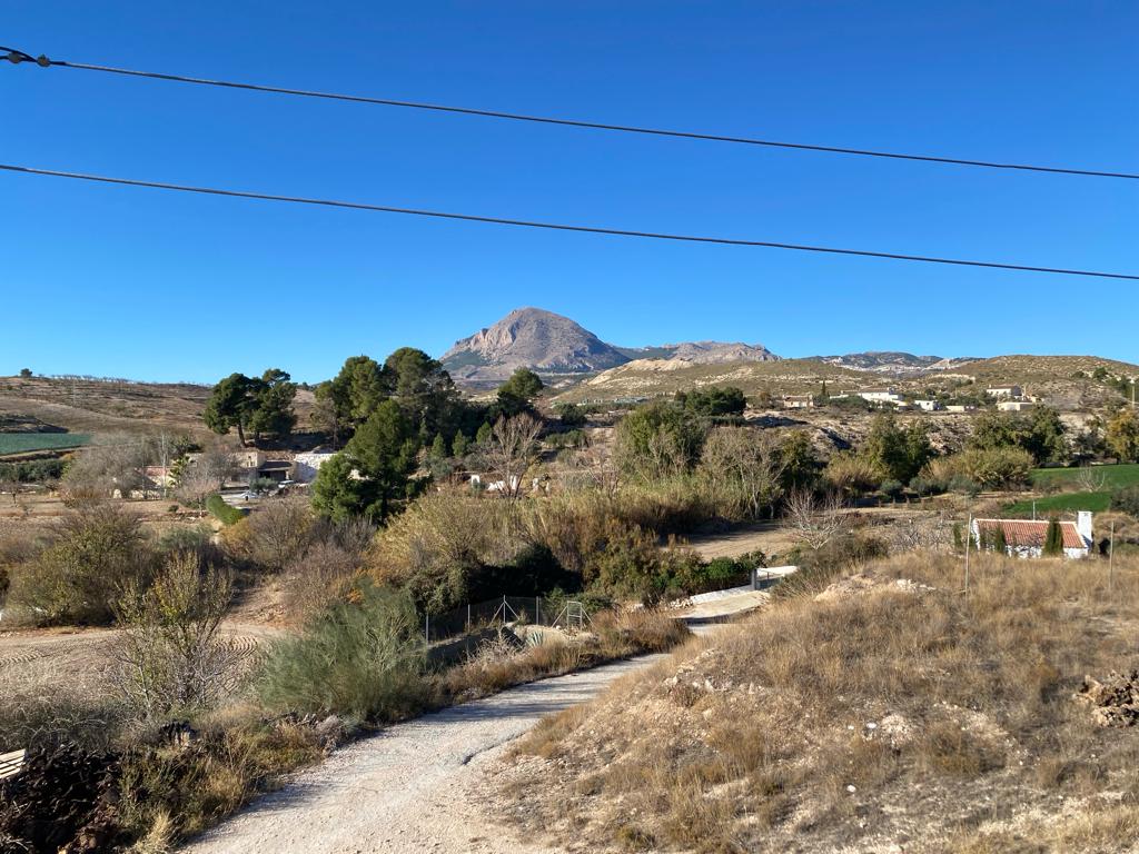 Casa de 4 dormitorios en el campo con preciosas vistas cerca de Vélez-Blanco