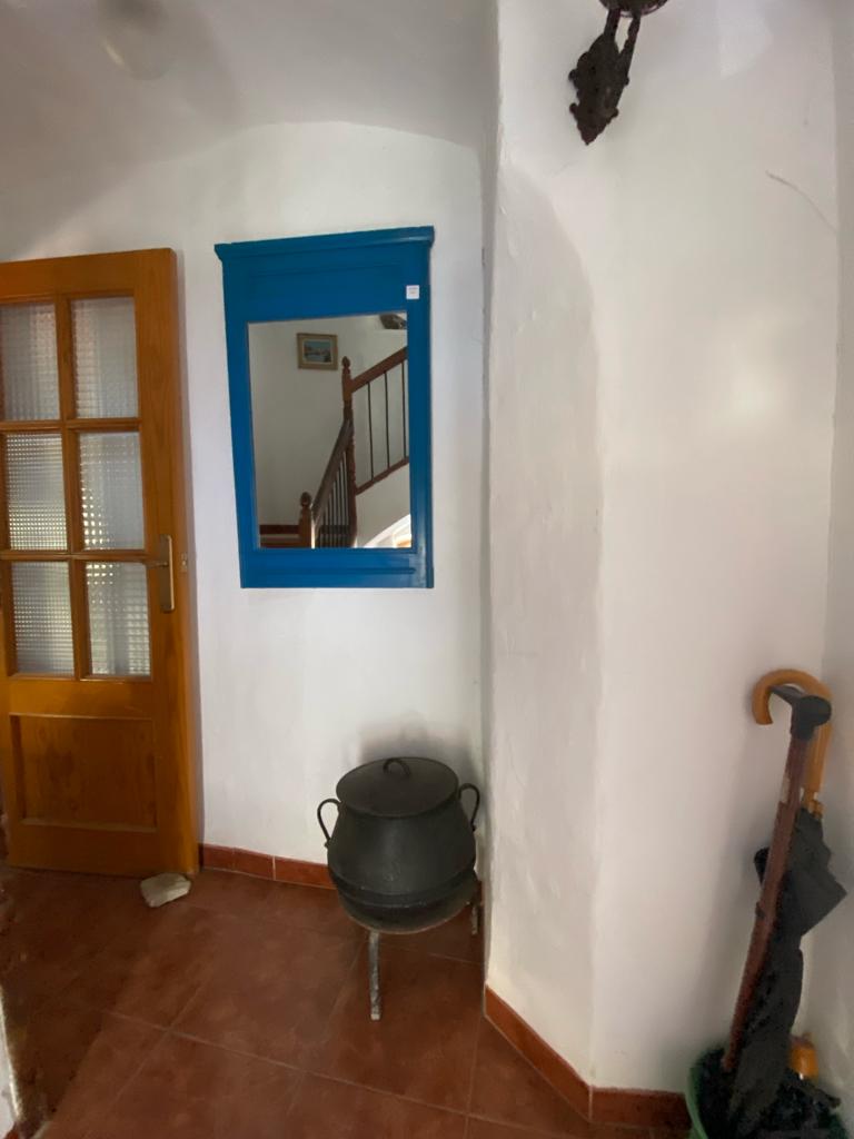 Excepcional propiedad de 5 habitaciones, 3 baños, gran propiedad en el corazón de Vélez-Blanco