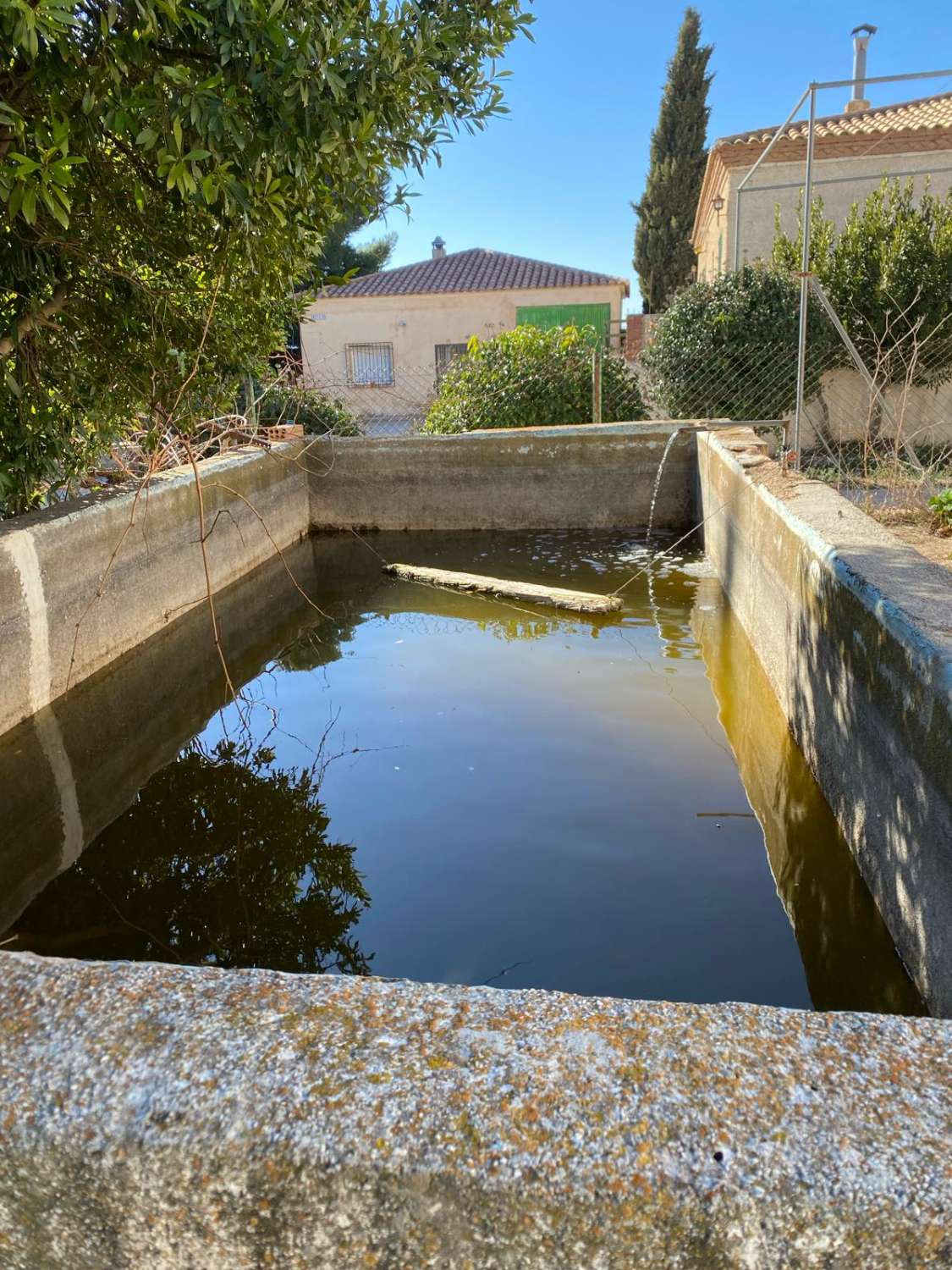 Casa reformada con amplio terreno en Las Vertientes