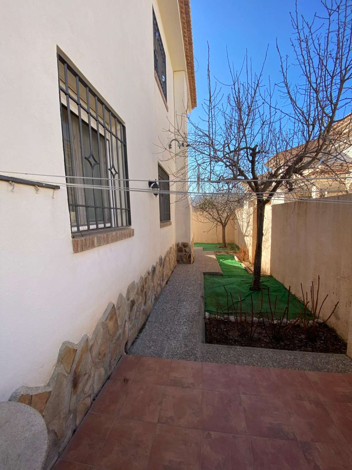 House,4 Bed, 3 Bath, in Baza