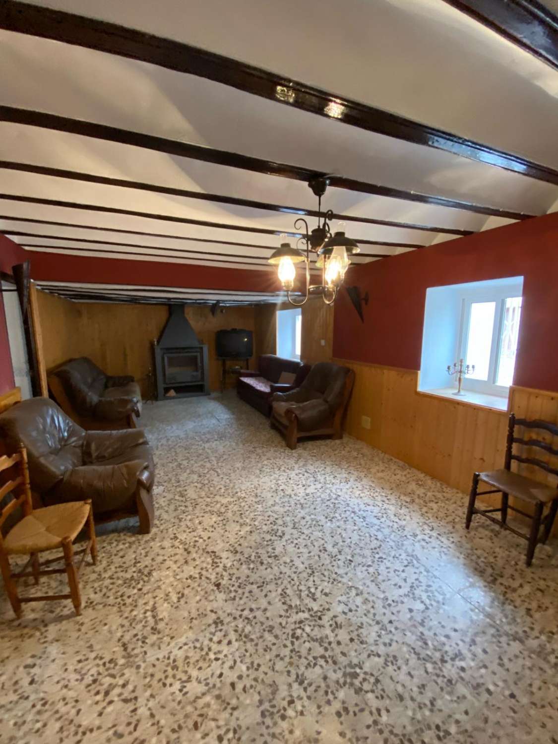 Furnished 4 bedroom House in rural location close to Velez-Rubio