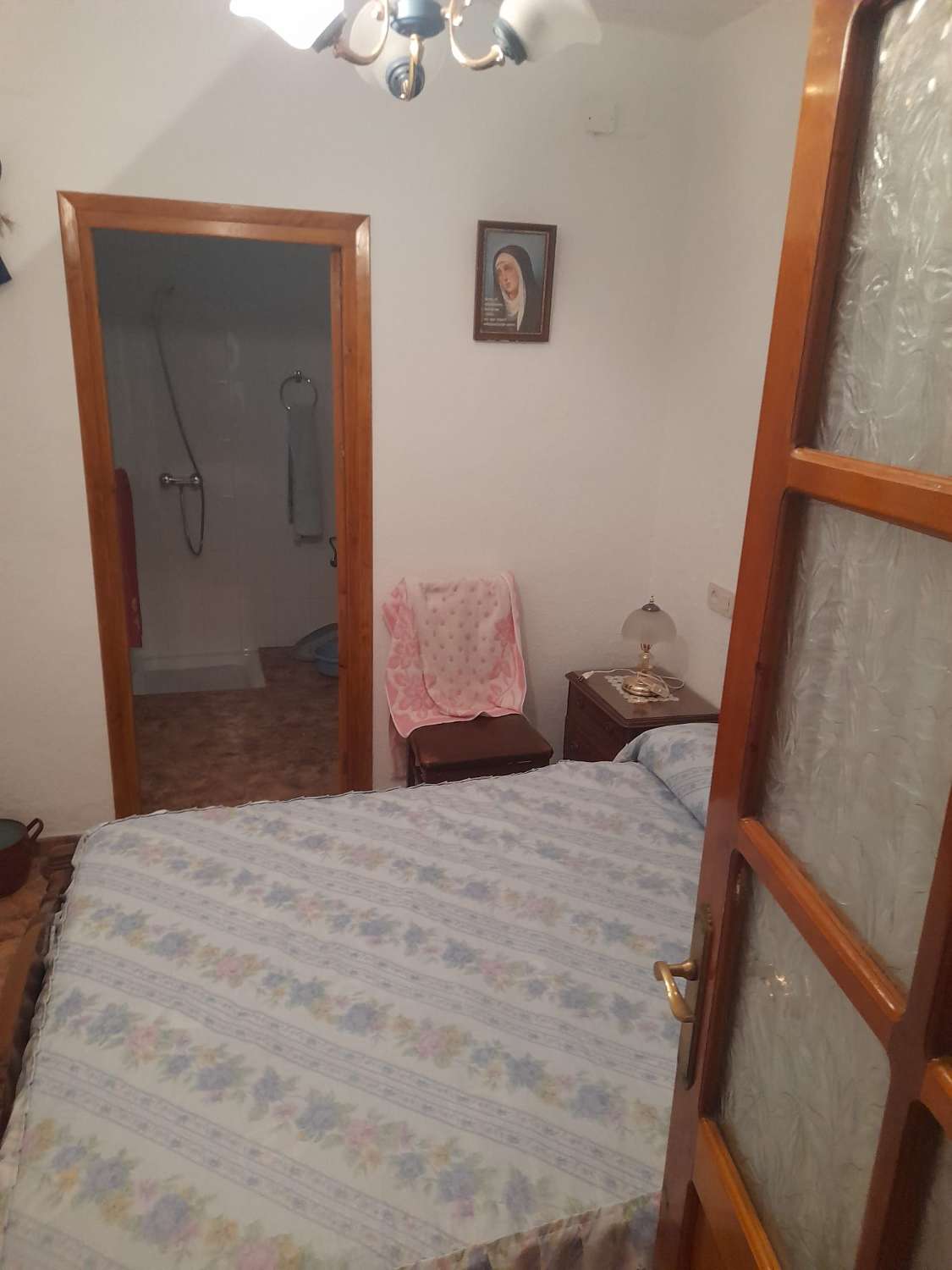 Casa adosada de 5 dormitorios y 2 baños en Orce