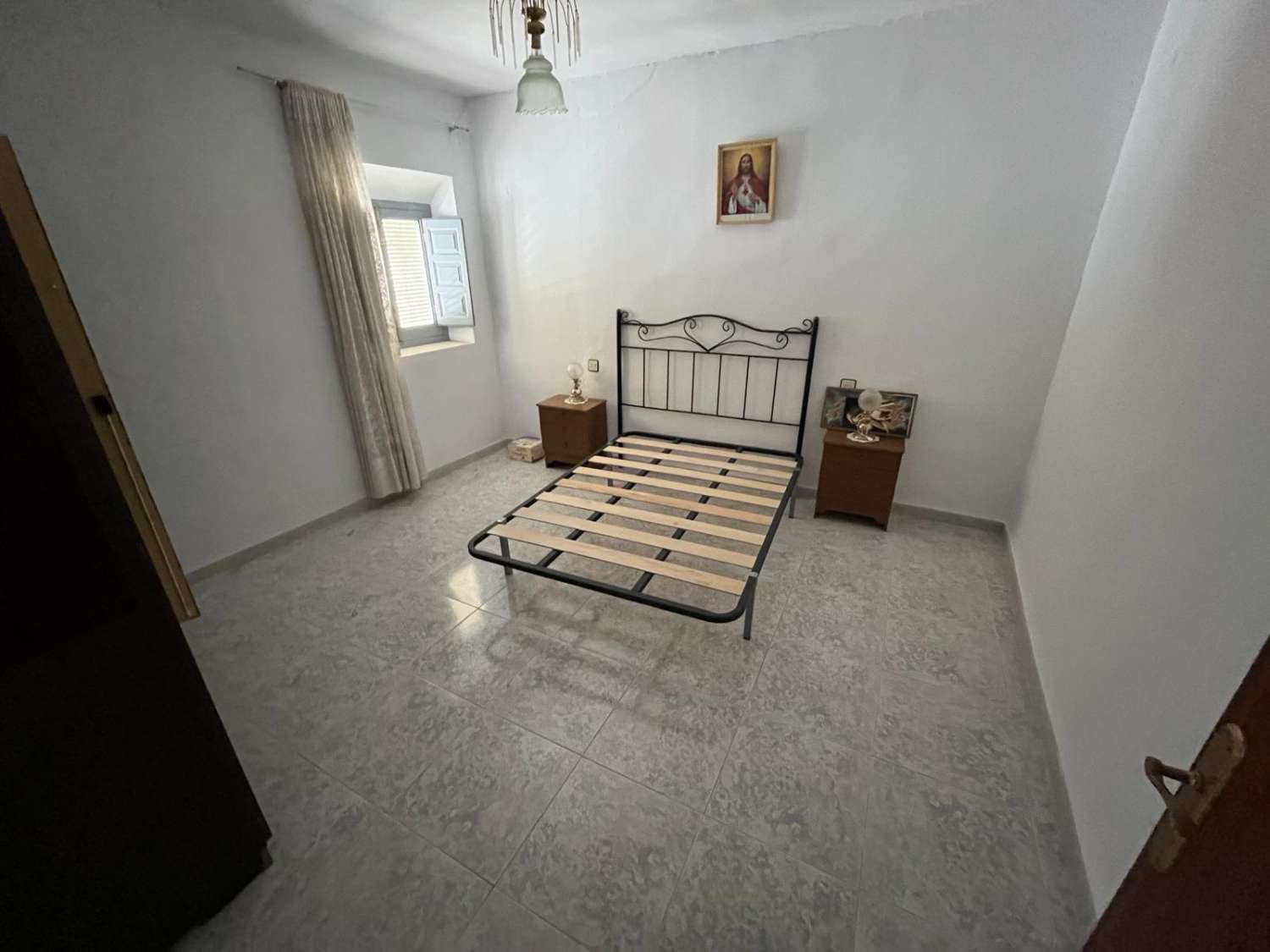 Casa grande con potencial para dividirse en 2 viviendas independientes en Vélez-blanco