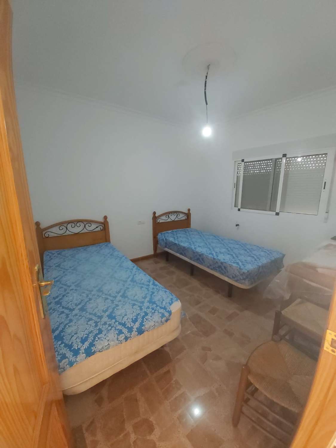 Casas de lujo de 10 dormitorios y 2 baños en Benamaurel