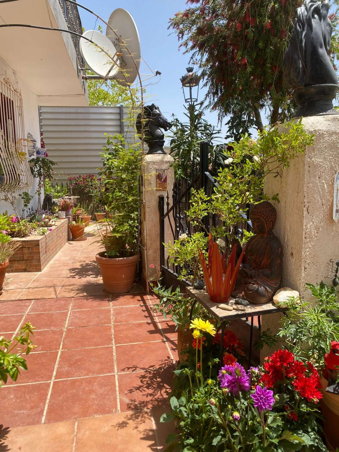 Maison individuelle de haute qualité avec quatre chambres et deux salles de bains à Oria