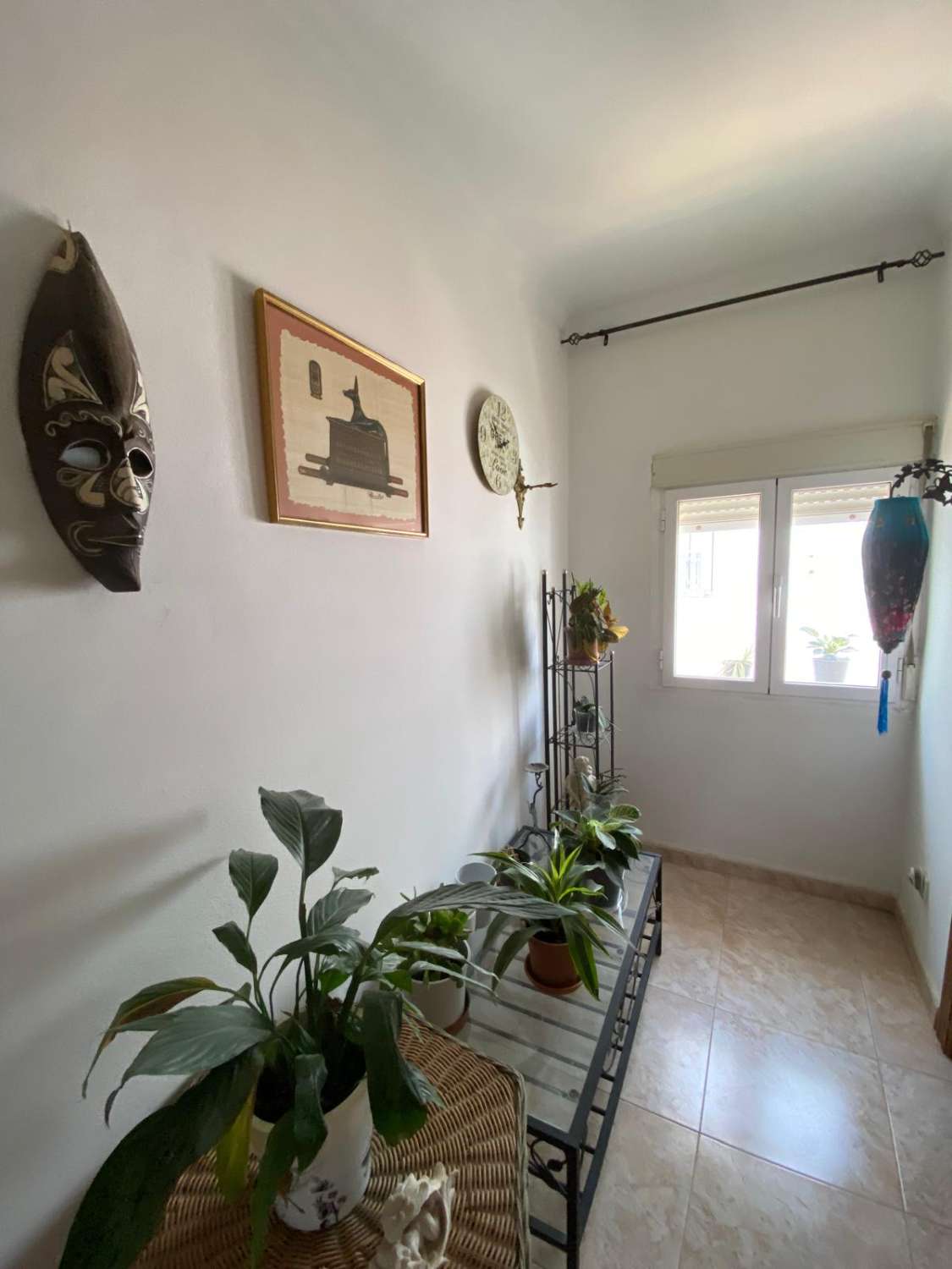 High quality four-bedroom two-bathroom detached house in Oria