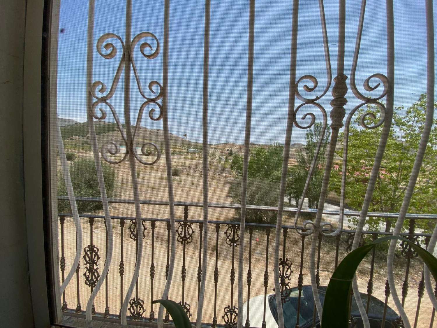 Maison individuelle de haute qualité avec quatre chambres et deux salles de bains à Oria