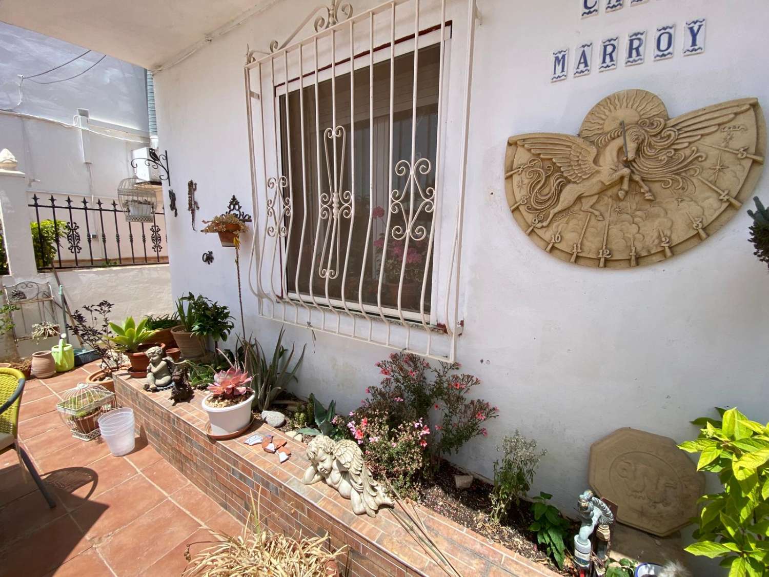 Casa unifamiliar de alta calidad de cuatro dormitorios y dos baños en Oria