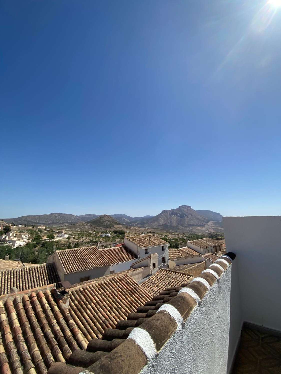 Fantastic large 3 storey town house converted into two with outside patios & immense garage Velez Blanco