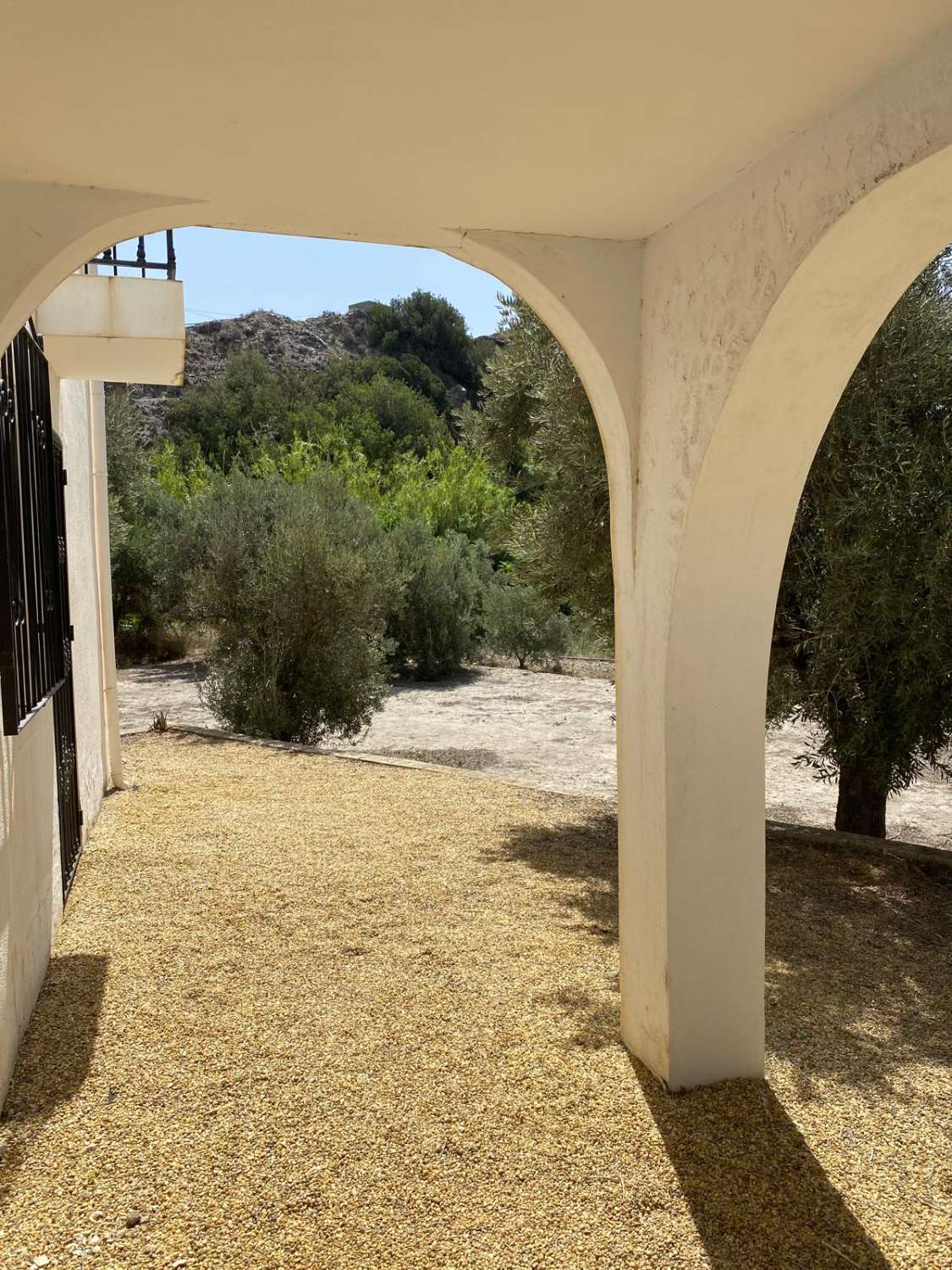 Superbe maison de campagne actuellement composée de trois appartements séparés à Oria