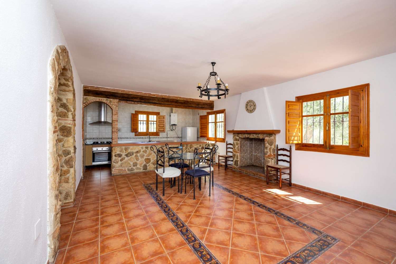 Beautiful 2 bed, 2 bath Chalet in Velez Blanco with amazing views