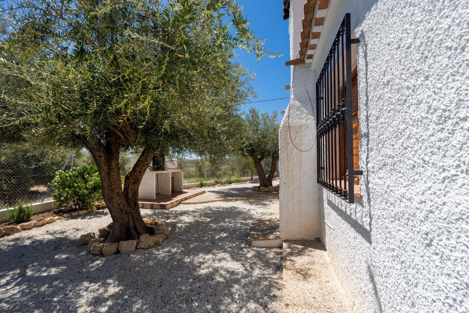 Mooi chalet met 2 slaapkamers en 2 badkamers in Velez Blanco met een prachtig uitzicht