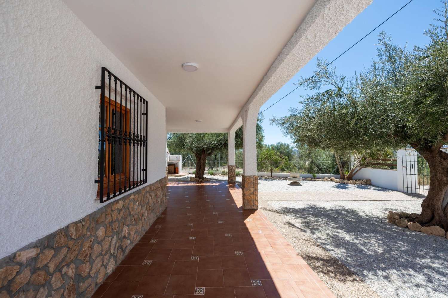 Beau chalet de 2 chambres et 2 salles de bain à Velez Blanco avec une vue imprenable