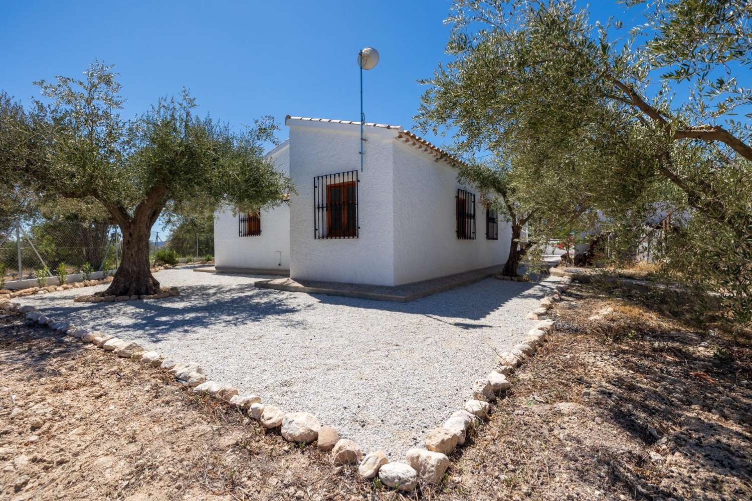 Beau chalet de 2 chambres et 2 salles de bain à Velez Blanco avec une vue imprenable