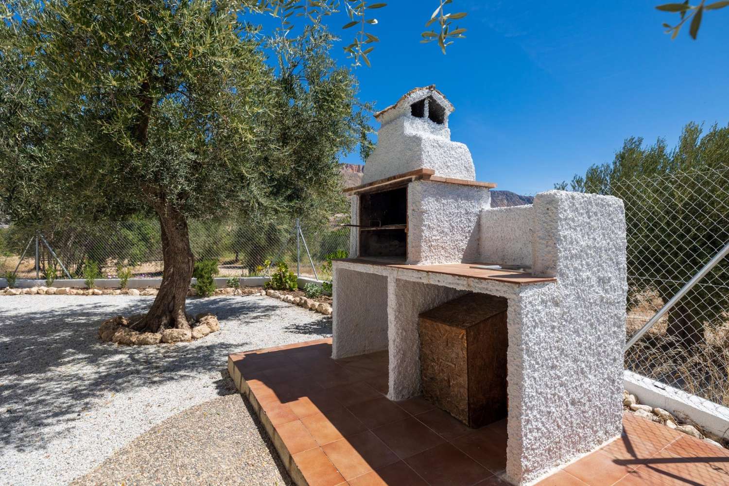 Beau chalet de 2 chambres et 2 salles de bain à Velez Blanco avec une vue imprenable