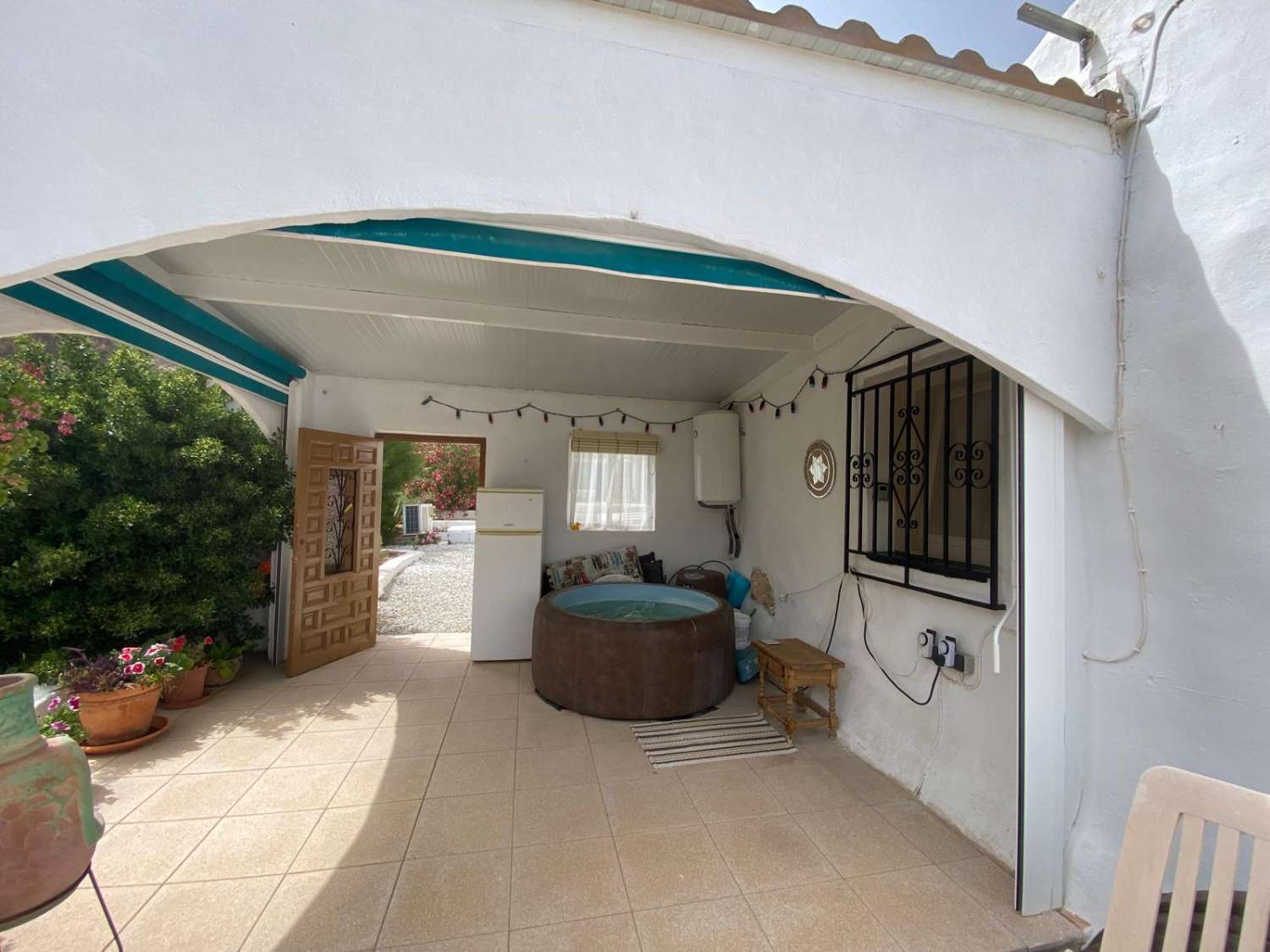 Villa with 3 beds / 2 baths and swimming pool in lovely setting near Oria