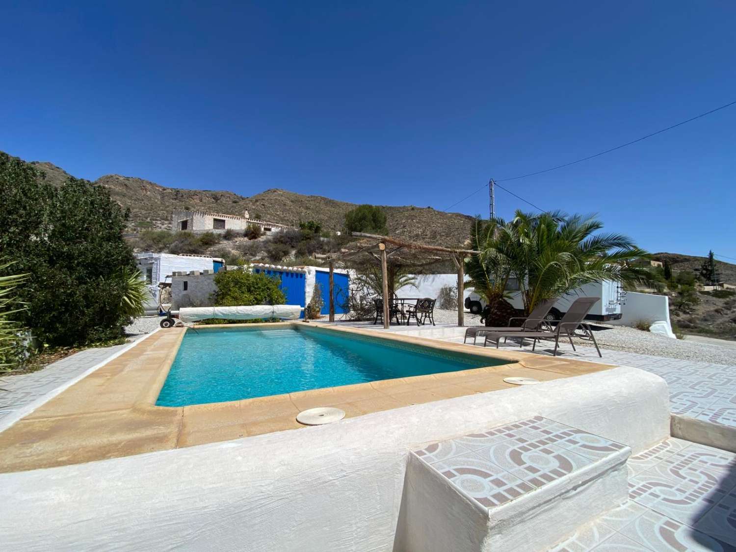 Villa with 3 beds / 2 baths and swimming pool in lovely setting near Oria