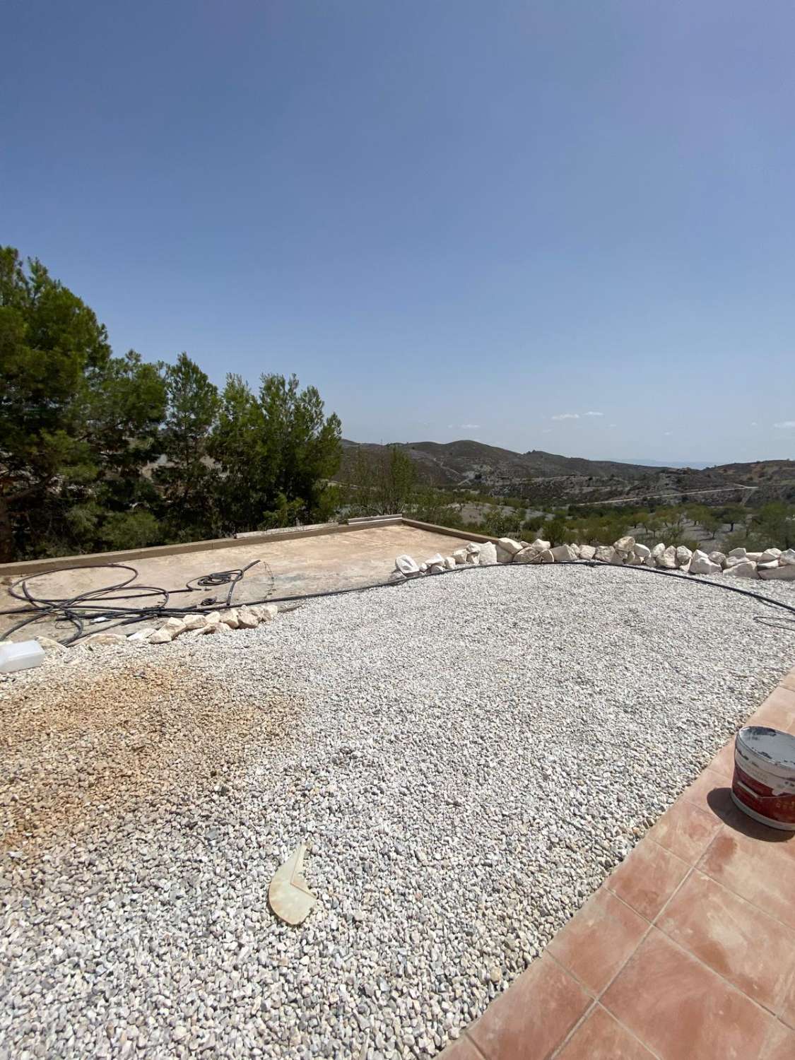 Superbe 5 chambres, 3 salles de bain avec piscine, Cortijo à Henares avec 8 hectares de terrain