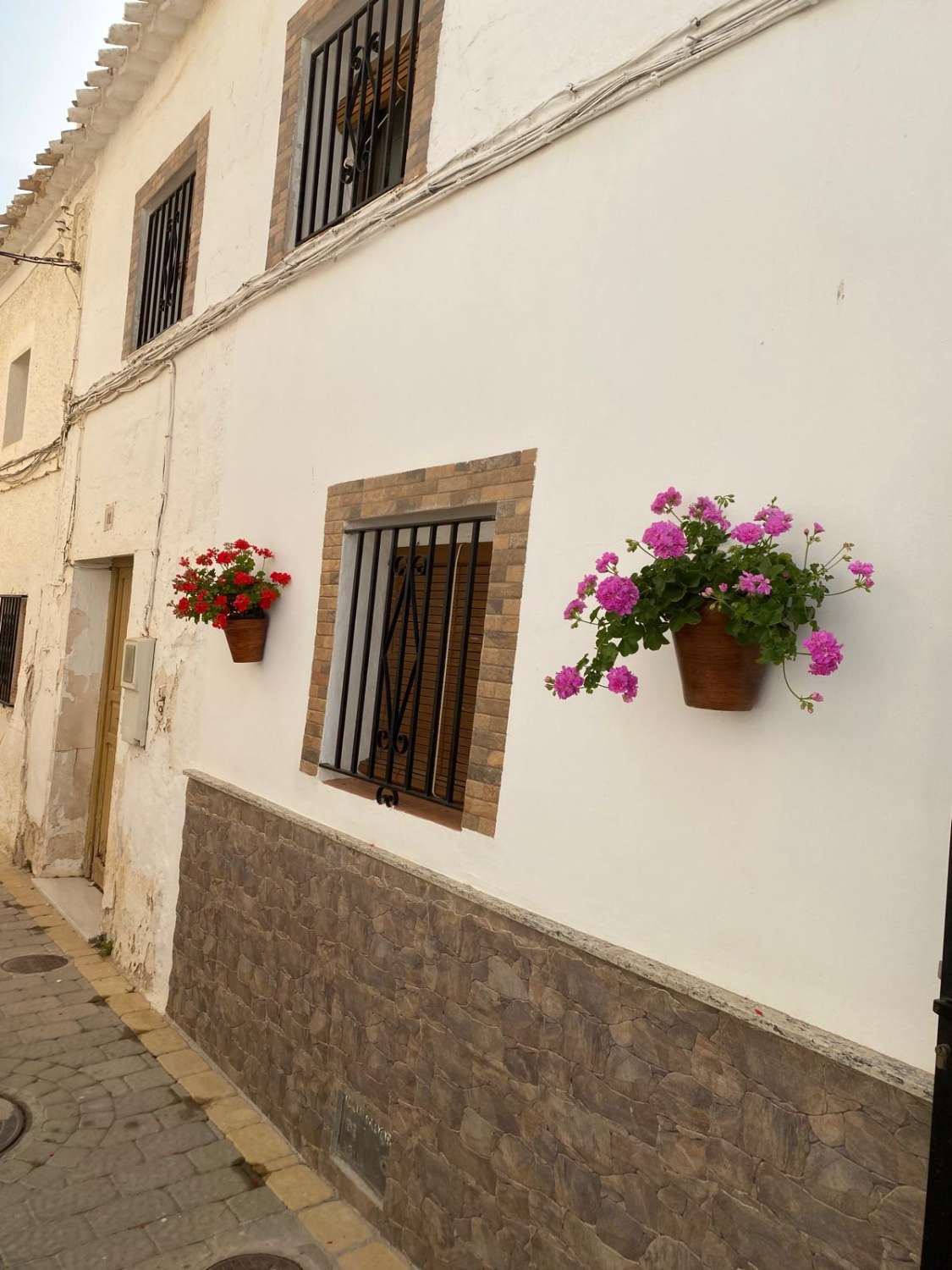 Lovely old town house in historic part of Velez-Blanco