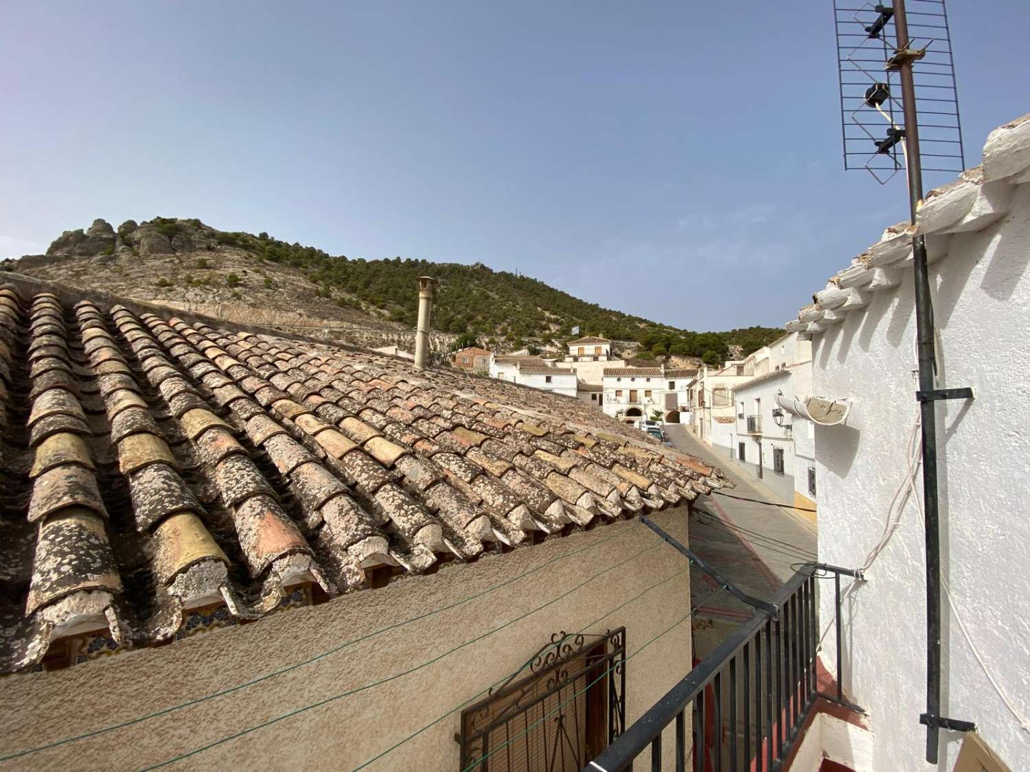 Lovely old town house in historic part of Velez-Blanco